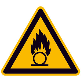 Warnschild auf Bogen Warnung vor brandfördernden Stoffen